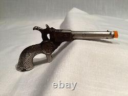 1880 J. & E. Stevens Victor Iron Toy Cap Pistol Gun, Best # V1, Pages 152/153