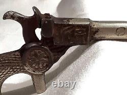 1880 J. & E. Stevens Victor Iron Toy Cap Pistol Gun, Best # V1, Pages 152/153