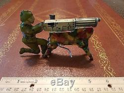1940's MARX TIN LITHO 3D WWI MACHINE GUN SOLDIER WIND UP CLICKER TIN TOY LOT
