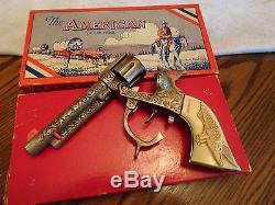 1945 KILGORE THE AMERICAN Cast Iron Toy Cap Gun 1st Model with original Box