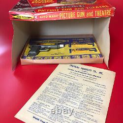 1946 Space Viewer Auto-Magic Picture Gun Theater With 2 Boxes of Film & Gun Set