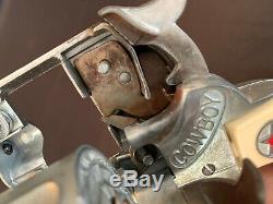 1950's Hubley COWBOY Toy Cap Gun Red Star Steer Grips Long Barrel Excellent