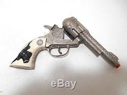 1950's Hubley Texan Jr. Die-Cast Toy Cap Gun Pistol & Leather Holster