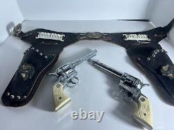 1950s Antique Hopalong Cassidy, Double Toy Cap Guns, Holsters & Leather Belt