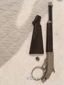 1958 Hubley RIFLEMAN Winchester FLIP SPECIAL cap gun TOY RIFLE