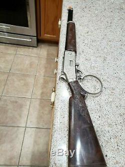1959 Hubley Rifleman Cap Gun