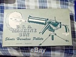 1960's MACO 12 TRIPOD MACHINE GUN MODEL #250 FIRES HARMLESS PELLETS ORANGE PLUG