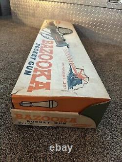 1960sREMCO MARINE RAIDER BAZOOKA #315 COMPLETE WithBOX-INSTRUCTS-PILLBOX-4 ROCKETS