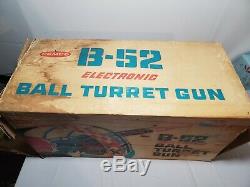 1961 REMCO B-52 ELECTRIC BALL TURRET GUN TOY RARE WORKS WithBox Bomber Gunner