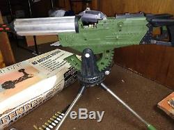 1964 DE LUXE DEFENDER DAN 28 INCH CHILD'S MACHINE GUN Original Box