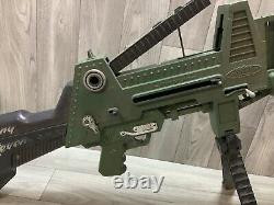 1964 Johnny Seven OMA One Man Army Toy Machine Gun Rifle Topper Toys model 6025
