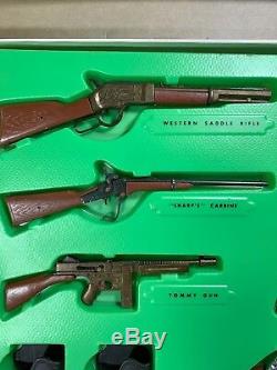1966 Marx Famous Firearms De Luxe Edition Collectors Album Mini Historical Guns