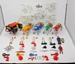 1984 97% complete VOLTRON original vintage toy WEP Panosh place weapons go lions