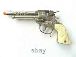 1990's copy of 1960's Leslie Henry Gunsmoke cap gun in working order