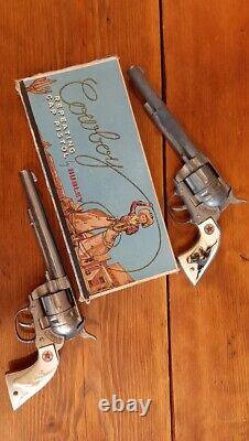 2 Hubley Toy Guns No. 275 cap pistol Original packaging Repeating Caps with BOX