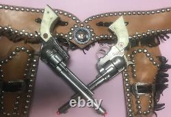 2 VINTAGE HUBLEY TOY CAP GUNS PISTOLS withLeather Holster and Belt/Backward Draw