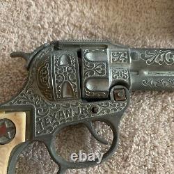 3 Vintage Western Toy Cap Guns Roy Rogers, Pony Boy & Texan Jr