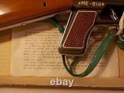 A111 Vintage ME 614 TIN TOY Rifle / GUN BATTERY OPERATED (New Old Stock)