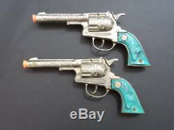 All Original HUBLEY Pair Of Marshal Cap Gun With Holster (Lot #2) 1950's