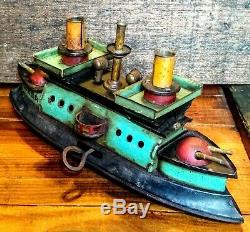 Antique 1910 Hess Columbia Dreadnought Gun Boat Tin Toy+2Lil Boats 100%Orig. WRKS