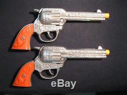 Antique / Vintage Kenton Gene Autry Cap Gun / Guns Nice