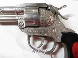 Antique toy guns Wyatt Earp double holster set complete