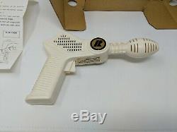 Astro Beam Laser Ray Gun Space Toy Pistol Blaster Weapon with Box Working 60s VTG