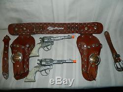 Beautiful Vintage 50's Roy Rogers Leather Double Holster & Cap Gun Pistols EUC
