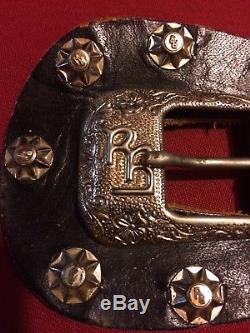 Beautiful vintage studded Roy Rogers double holster Hubley cap guns