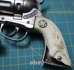 Broken Vintage Hubley USA Cowboy Action Revolver Pistol Diecast Toy Cap Gun Lot