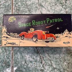 Cragstan SPACE ROBOT PATROL Friction Car with Sparkling Atomic Gun #565 with Box