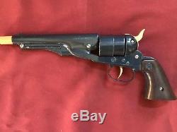 DAISY/NICHOLS. 44 Cal. Cap and Ball Cap Gun with Civil War Holster
