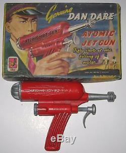 DAN DARE Atomic Jet Gun Raygun red colour with box Crescent DCMT space lone star