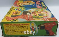 DAN DARE PLANET GUN WITH 3 SPINNING MISSILES MADE BY J&l RANDALL LTD (MLFP)