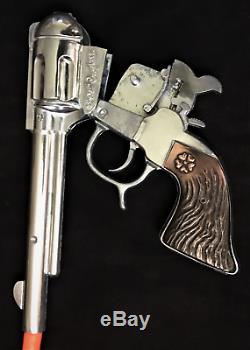 DAVY CROCKETT SHOOTN IRON 50 shot repeater cap gun in original box