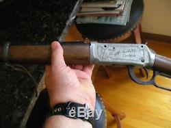 Daisy Buffalo Bill Super Smoker Model 694 Pop Gun Toy Rare