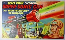 Dan Dare Space Pilot 3 Colour Super-Sonic Gun- VERY Near mint-boxed and working