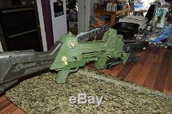 De Luxe Toy Johnny Seven oma 0. M. A Topper rifle for restoration parts gun