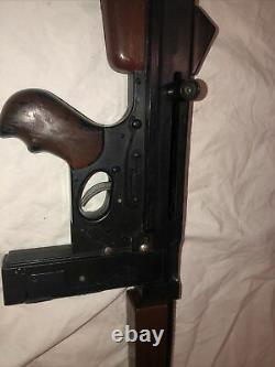 Dick tracy Tommy Burst Draw Back Cap Gun Mattel. Inc vintage toy cap gun rifle