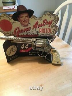 Gene Autry Leslie Henry Cap Gun And Counter Display