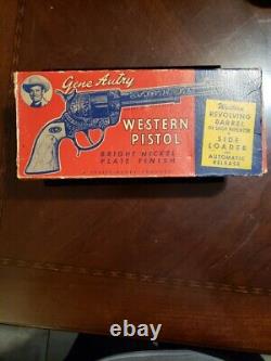 Gene Autry Western Pistol Revolving Barrel 50 Shot Repeater Cap Gun With Box