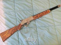 Hubley Rifleman Cap Gun Excellent Condition Buckskin