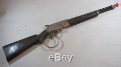 Hubley 1950s Toy Rifle Chuck Conners Rifleman Flip Cap Gun Very Nice