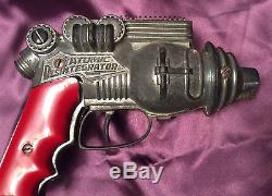 Hubley Atomic Disintegrator 1950's Die Cast Cap Gun Toy