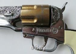 Hubley Colt 45 cap gun with revolving cylinder