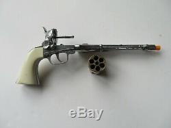 Hubley Colt 45 cap gun with revolving cylinder