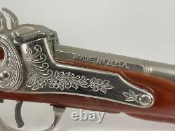 Hubley Early American FLINTLOCK PISTOL DOUBLE BARREL Diecast Toy Cap Gun w Box