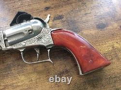 Hubley Pioneer Pistol Cap Shooting Repeating Western Cowboy Toy Gun