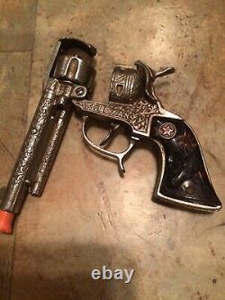 Hubley TEXAN Cast IronToy Cap Gun Pistol with Beautiful Marbled Grips