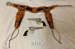 Hubley Two Child's Toy Cap Guns And Leather Holster With Horse Heads, Etc. Mint